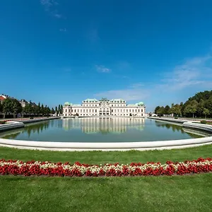 https://taste-the-city-life-from-the-prinz-eugen-studio.vienna-besthotels.com
